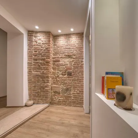 Quarto em Acomodações Particulares L'indipendenza, La Casa Dei Viaggiatori *